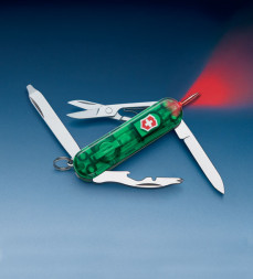 Victorinox Нож модель 0.6366.T4 SwissLite Emerald